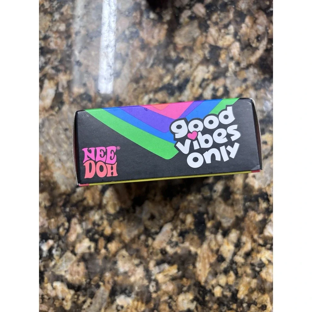 NeeDoh Good Vibes Only Glitter Heart Nee Doh Pink